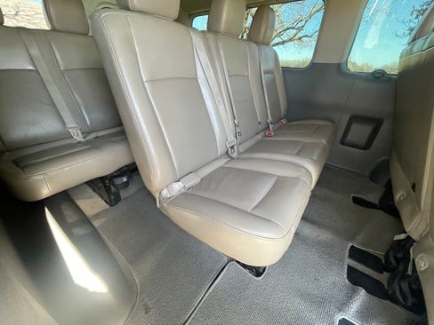 Used 2015 Nissan NV 3500 SL w/ Technology Package image 20