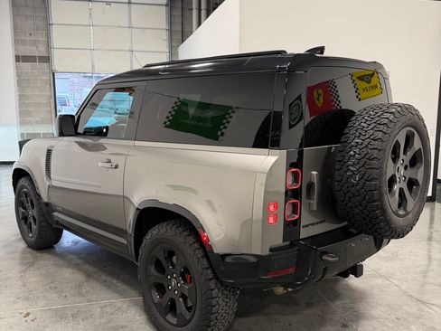 Used 2022 Land Rover Defender 90 X image 13