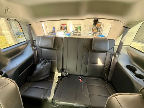 Used 2016 GMC Yukon Denali w/ Open Road Package image 18