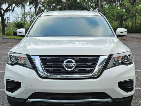 Used 2017 Nissan Pathfinder S FWD image 11