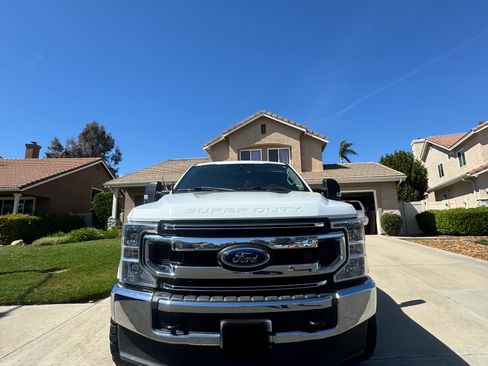 Used 2022 Ford F250 XLT AWD/4WD image 5