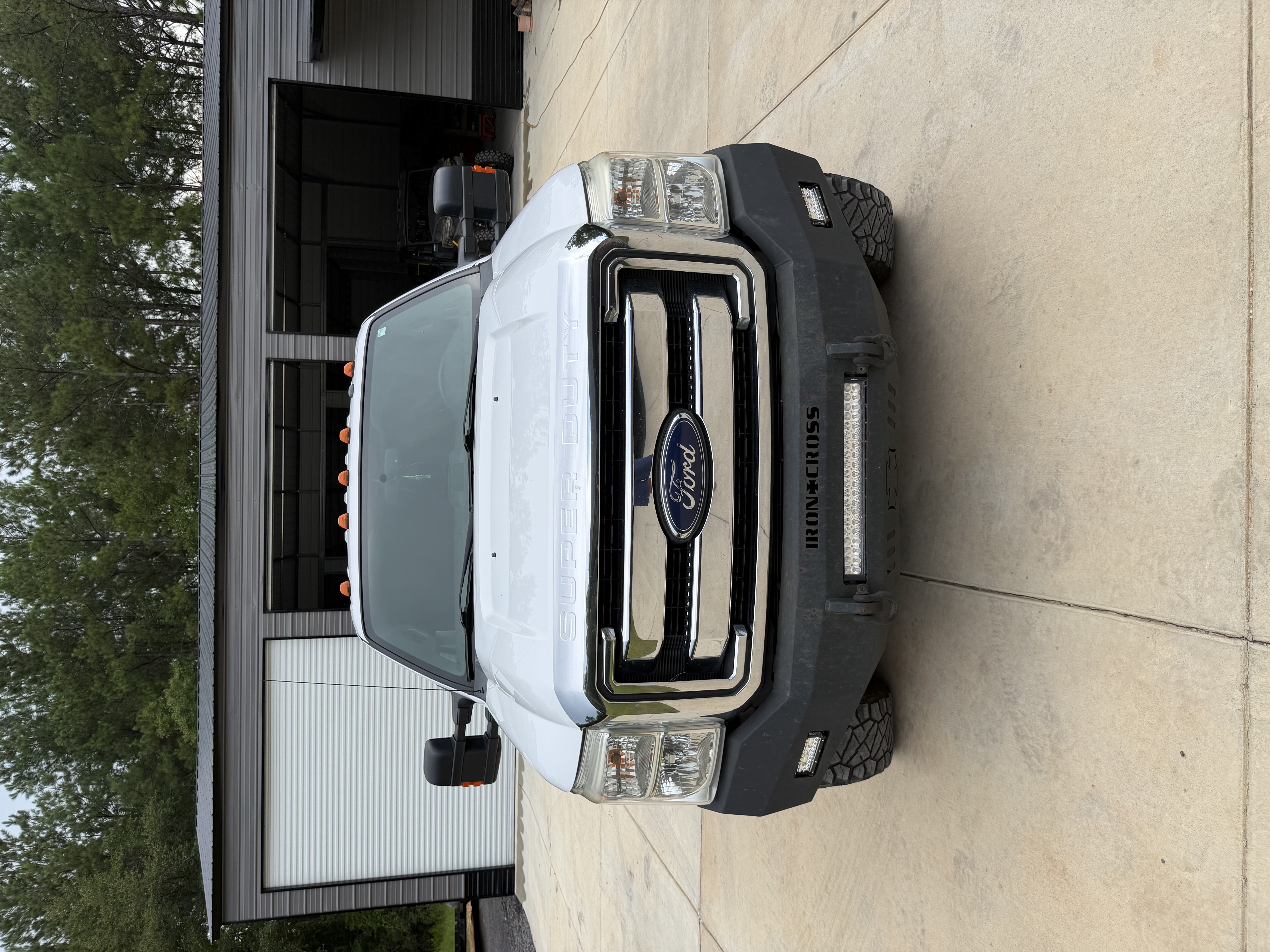 Used 2016 Ford F250 Lariat w/ Lariat Interior Package AWD/4WD image 8
