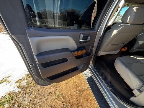 Used 2017 GMC Sierra 1500 SLT w/ Texas SLT Premium Package image 9