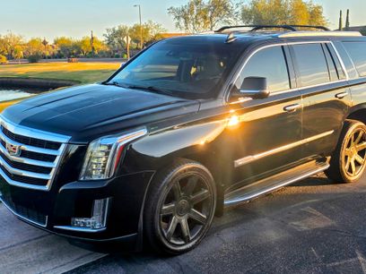 Used 2016 Cadillac Escalade Luxury