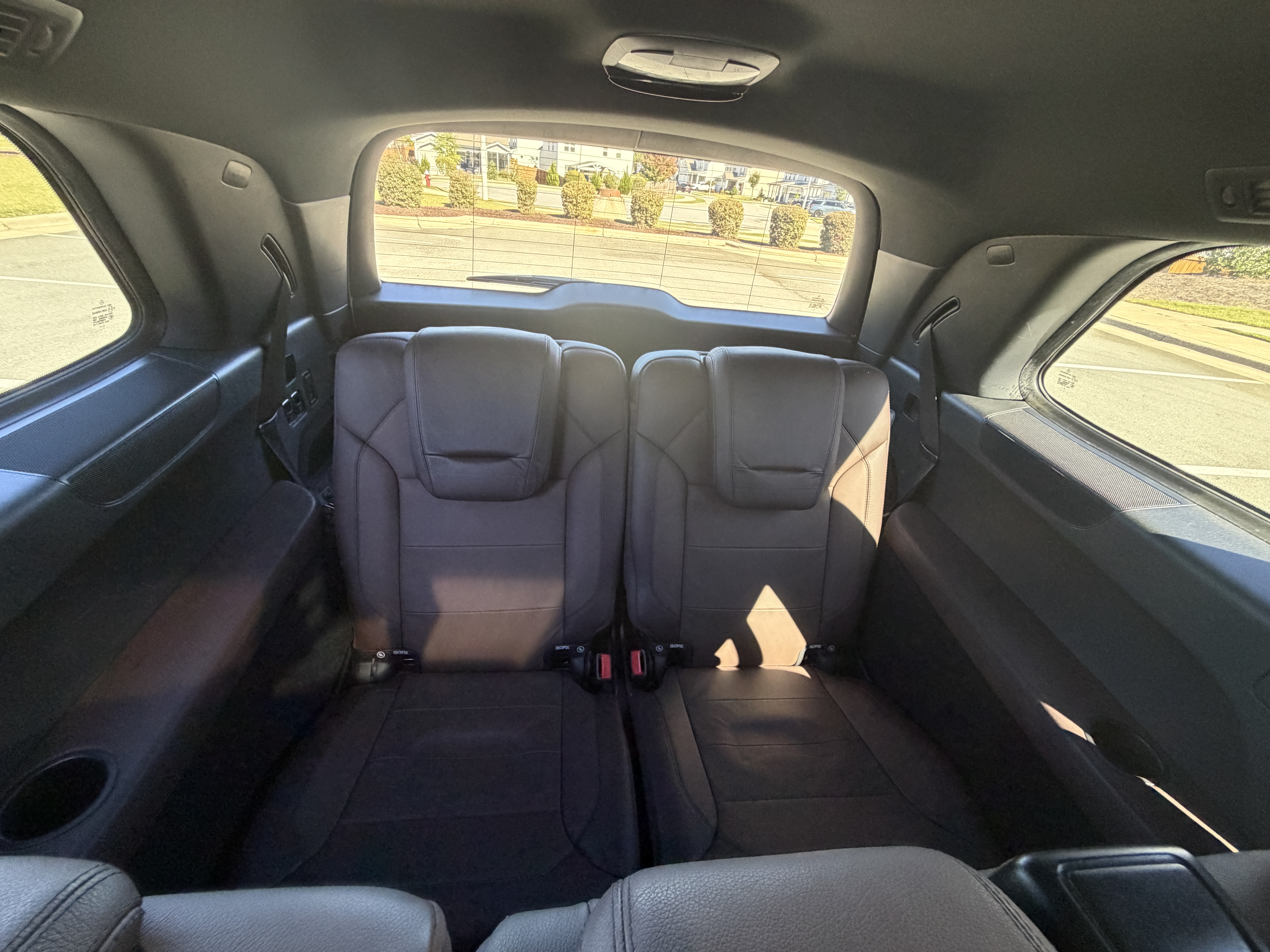 Used 2016 Mercedes-Benz GL 550 4MATIC image 25