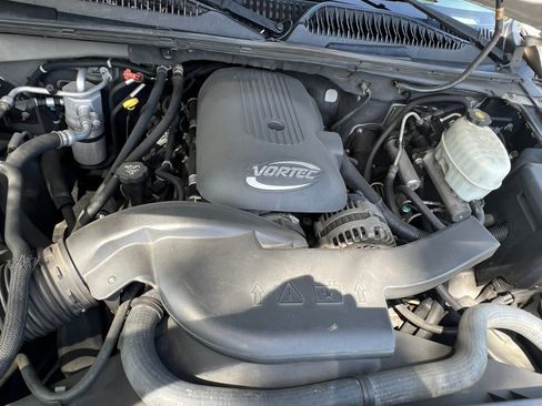 Used 2004 Chevrolet Tahoe LT w/ LT Preferred Equipment Group image 23