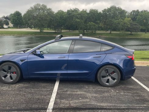 Used 2021 Tesla Model 3 Long Range AWD/4WD image 2