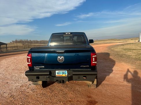 Used 2022 RAM 3500 Laramie image 8