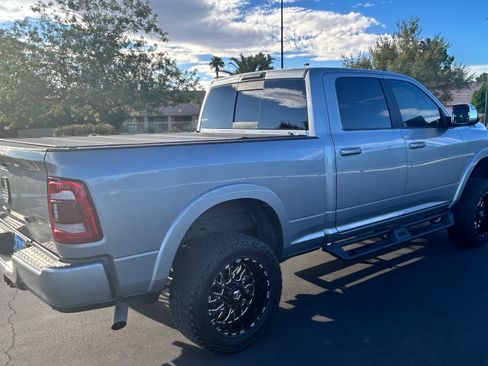 Used 2022 RAM 2500 Laramie AWD/4WD image 6