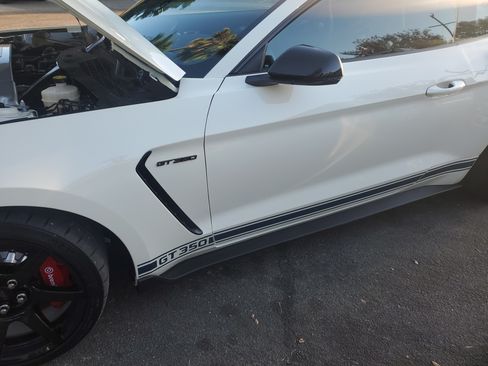 Used 2020 Ford Mustang Shelby GT350R w/ GT350R Equipment Group 920A image 1