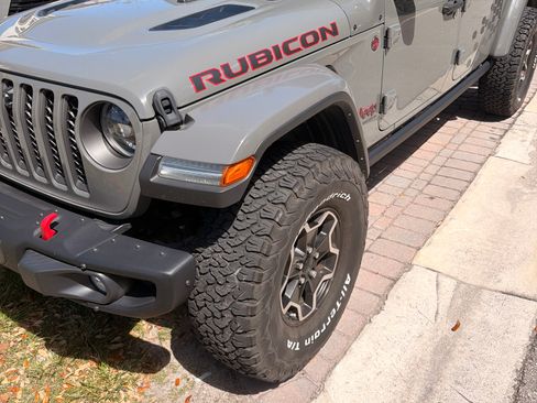 Used 2023 Jeep Gladiator Rubicon w/ LED Lighting Group image 8