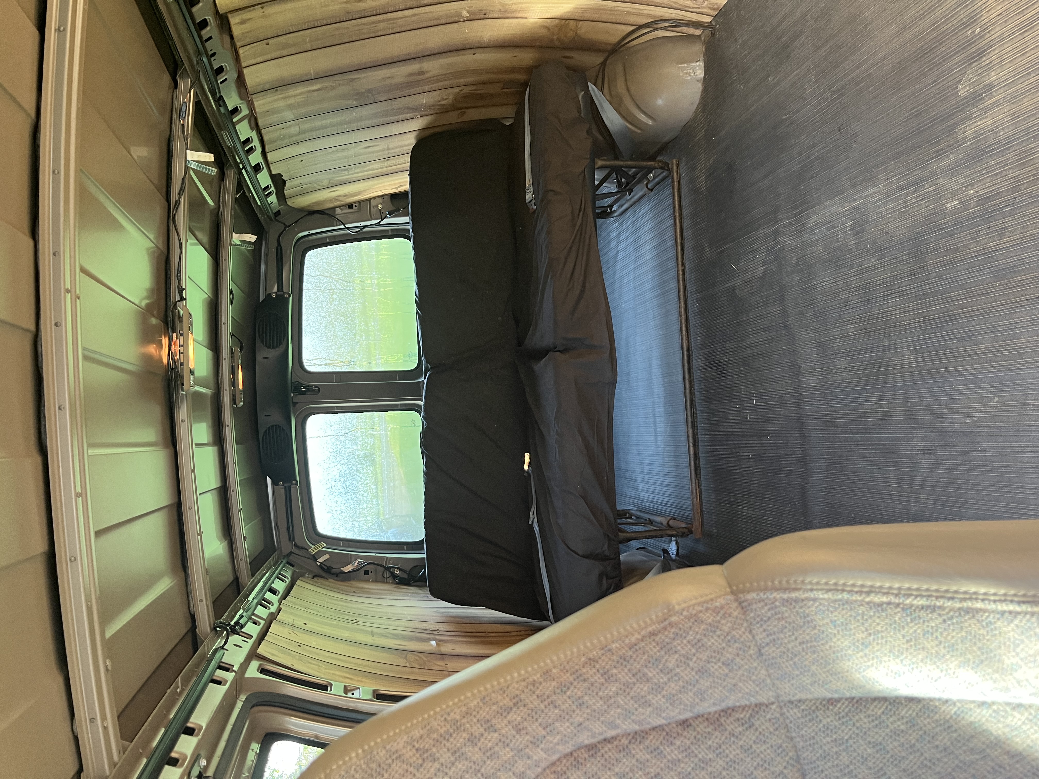 Used 1997 Chevrolet Express 1500 w/ Preferred Equipment Group 2 RWD image 25