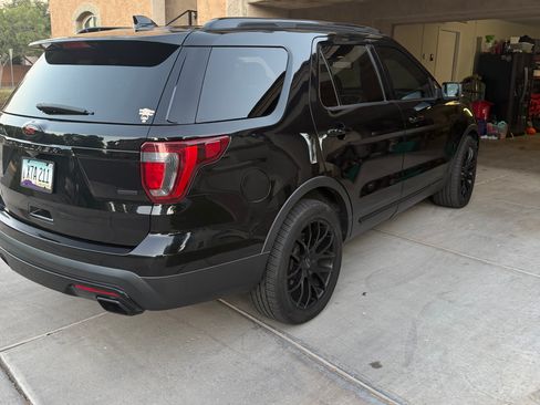 Used 2016 Ford Explorer Sport w/ Equipment Group 401A AWD/4WD image 2