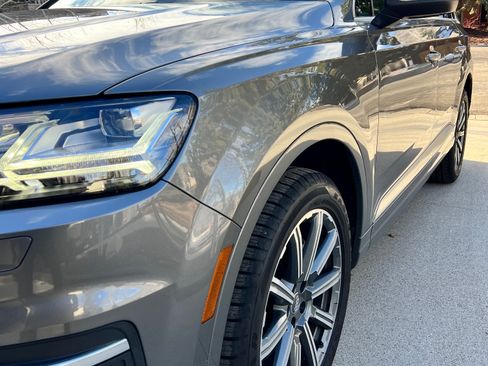 Used 2018 Audi Q7 3.0T Premium Plus image 12