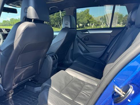 Used 2013 Volkswagen Golf 4-Door image 19