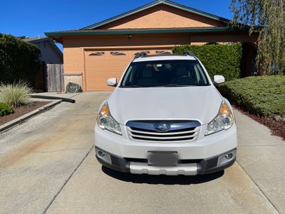 Used 2011 Subaru Outback 2.5i Limited