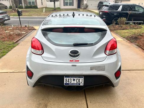 Used 2015 Hyundai Veloster Turbo R-Spec image 6