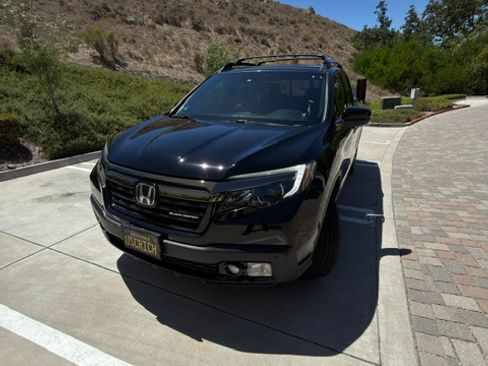 Used 2017 Honda Ridgeline Black Edition image 2