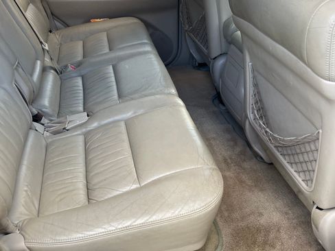 Used 2000 Toyota Land Cruiser image 10