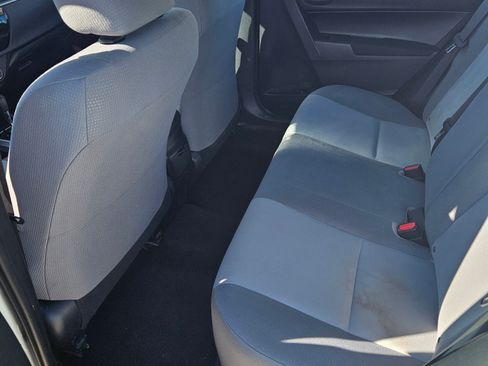 Used 2015 Toyota Corolla LE image 16