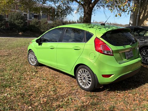 Used 2014 Ford Fiesta Titanium w/ Exterior Protection Package image 5