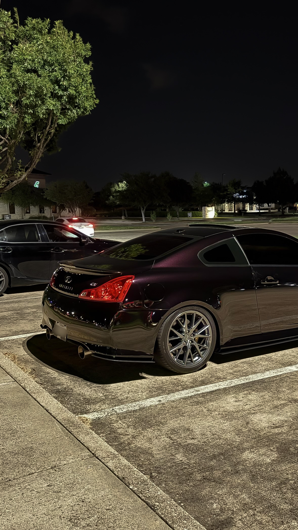 Used 2011 INFINITI G37 IPL RWD image 4