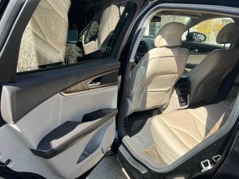 Used 2018 Lincoln MKX Reserve w/ Driver Assistance Package image 12