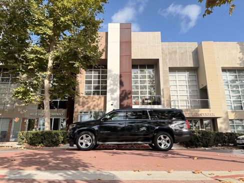 Used 2015 Chevrolet Suburban LTZ image 13