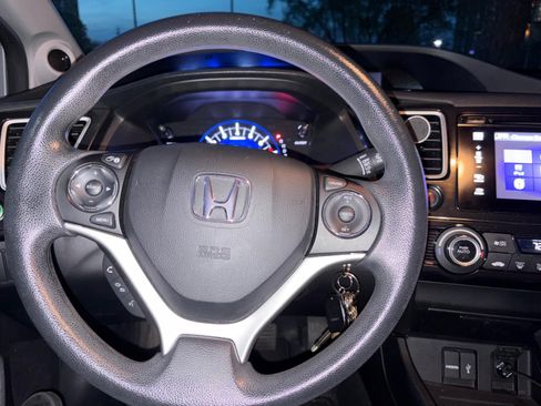 Used 2015 Honda Civic SE image 17
