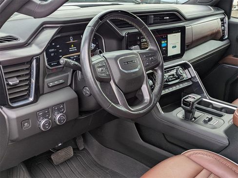 Used 2024 GMC Sierra 1500 Denali Ultimate image 8