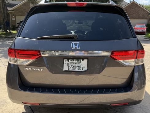 Used 2016 Honda Odyssey EX-L image 2