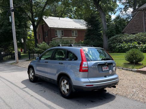 Used 2011 Honda CR-V LX image 2