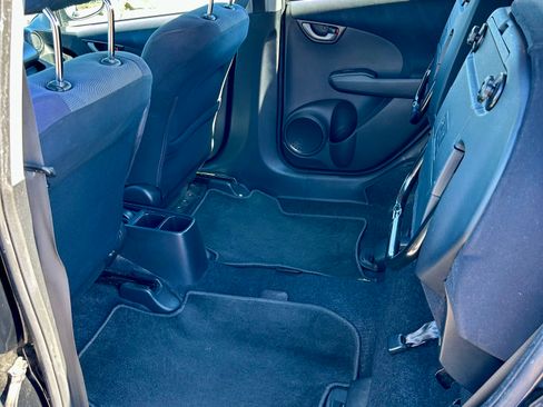 Used 2010 Honda Fit Sport image 12