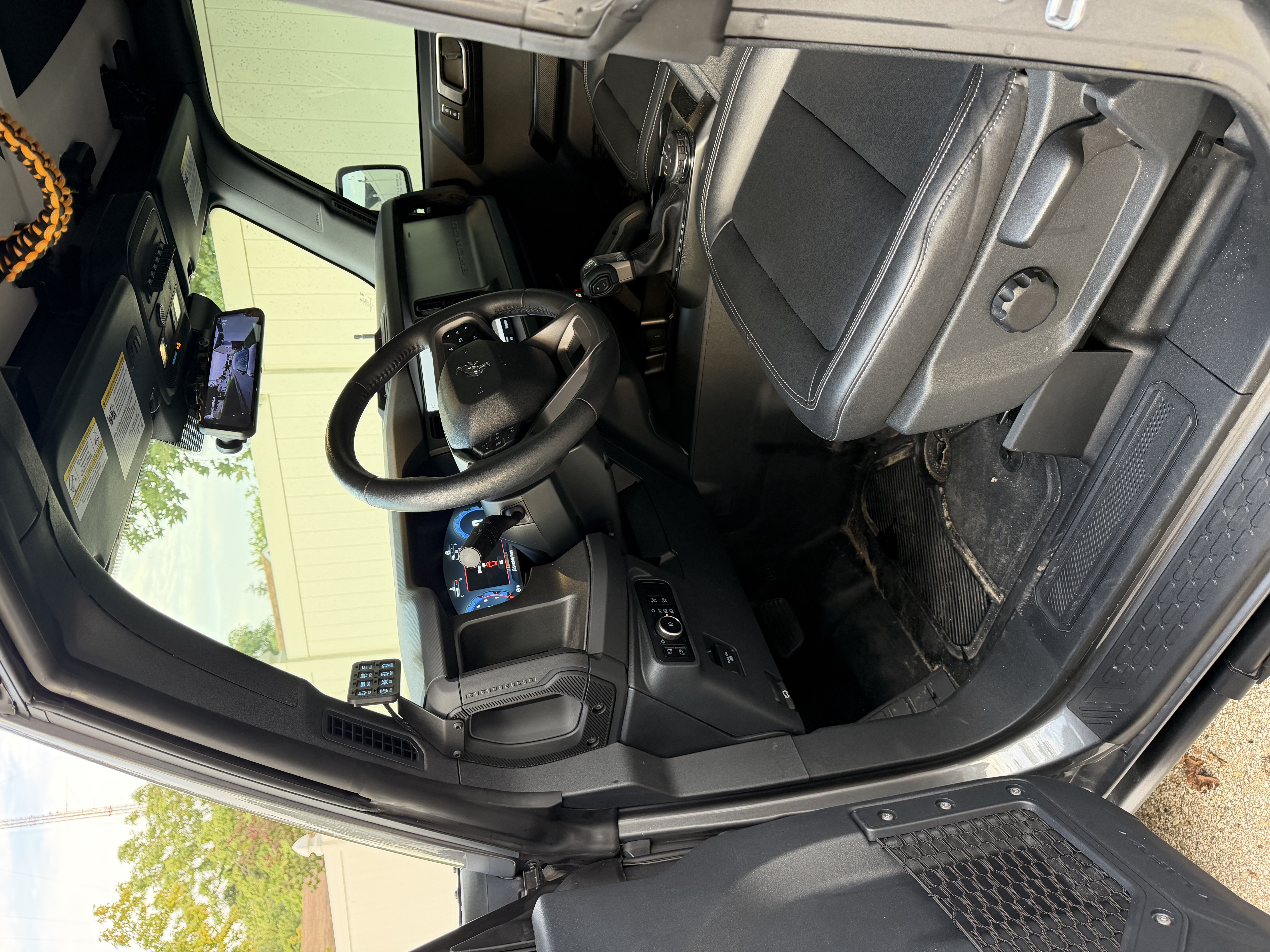 Used 2025 Ford Bronco Badlands AWD/4WD image 22