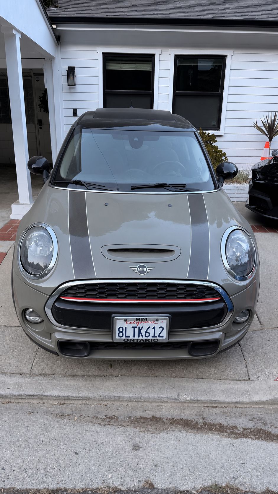Used 2019 MINI Cooper S w/ Signature Upholstery Package FWD image 9