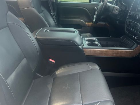 Used 2015 Chevrolet Silverado 2500 LTZ w/ Duramax Plus Package image 12