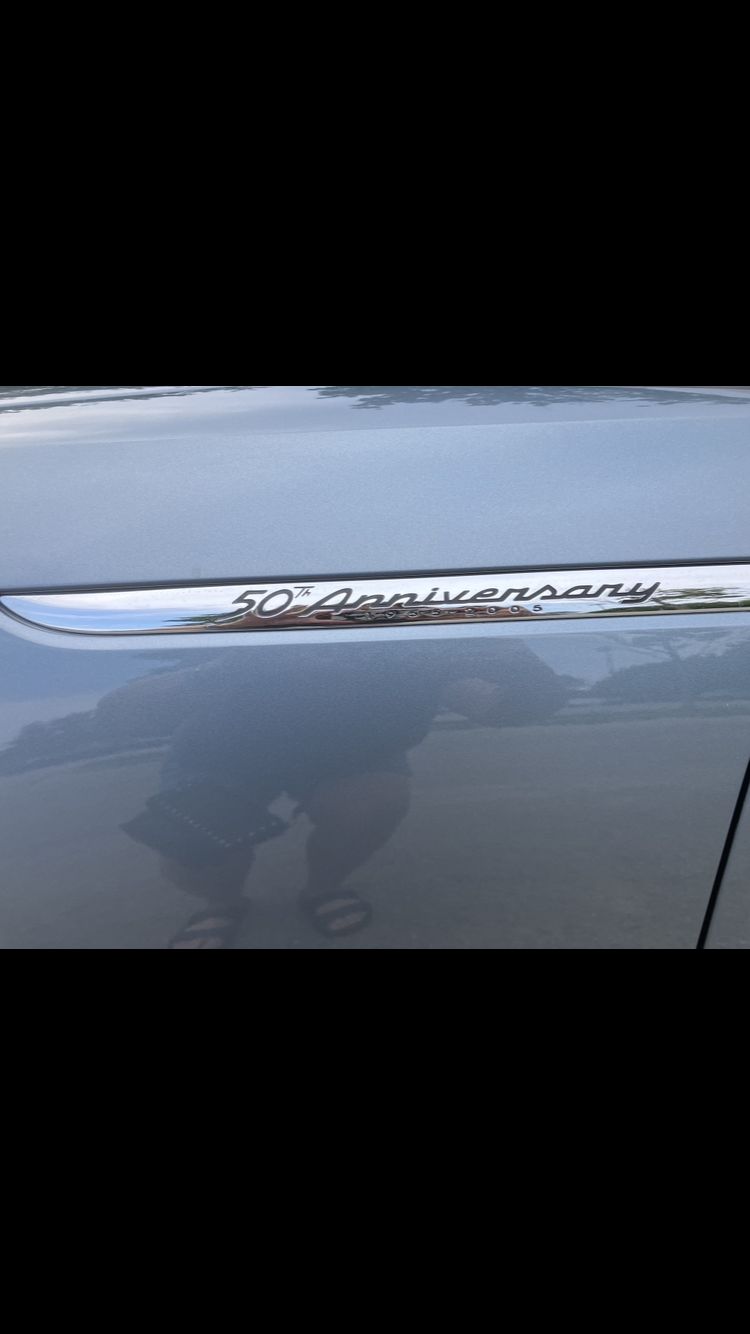 Used 2005 Ford Thunderbird RWD image 6