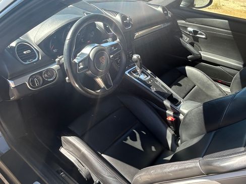 Used 2018 Porsche 718 Cayman image 6