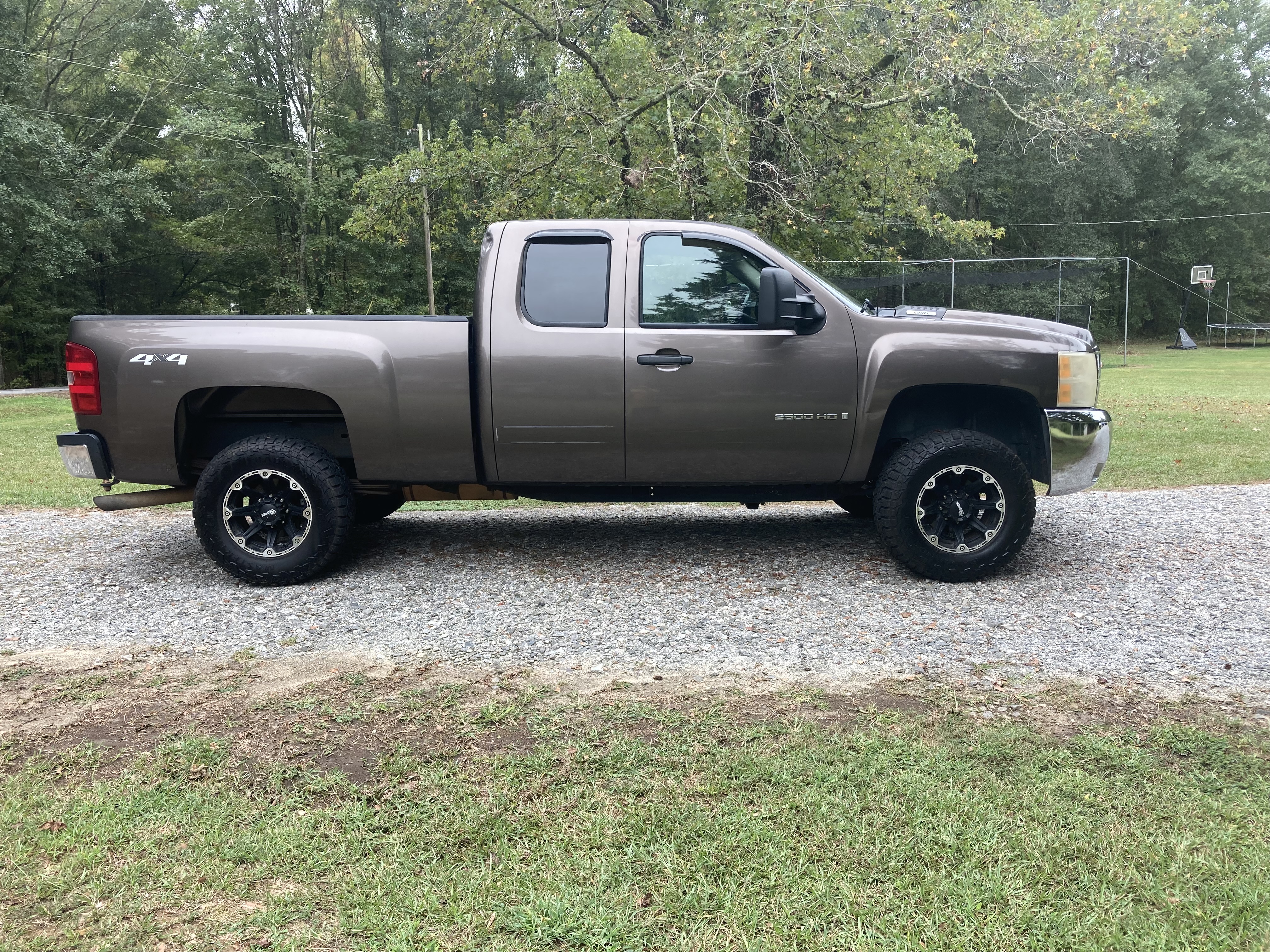 Used 2008 Chevrolet Silverado 2500 LT w/ 1LT Convenience Package AWD/4WD image 1