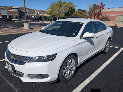 Used 2017 Chevrolet Impala LT image 1