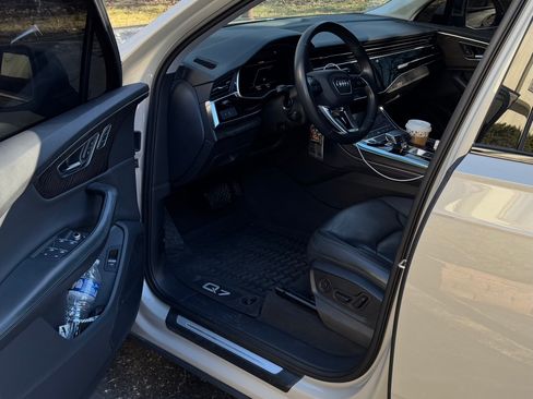 Used 2022 Audi Q7 3.0T Premium Plus AWD/4WD image 11