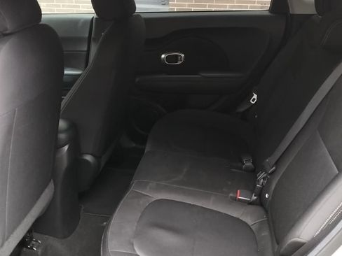 Used 2016 Kia Soul EV image 9