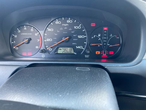 Used 2000 Honda Odyssey LX image 2