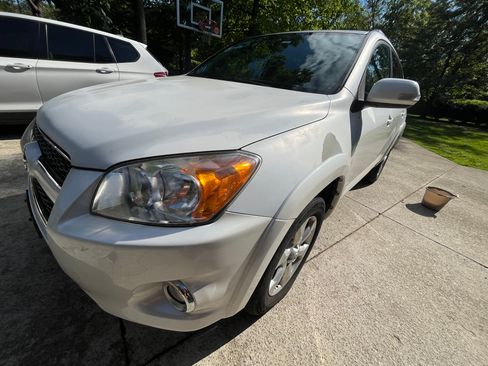 Used 2012 Toyota RAV4 Limited w/ Premium Plus Value Pkg AWD/4WD image 18
