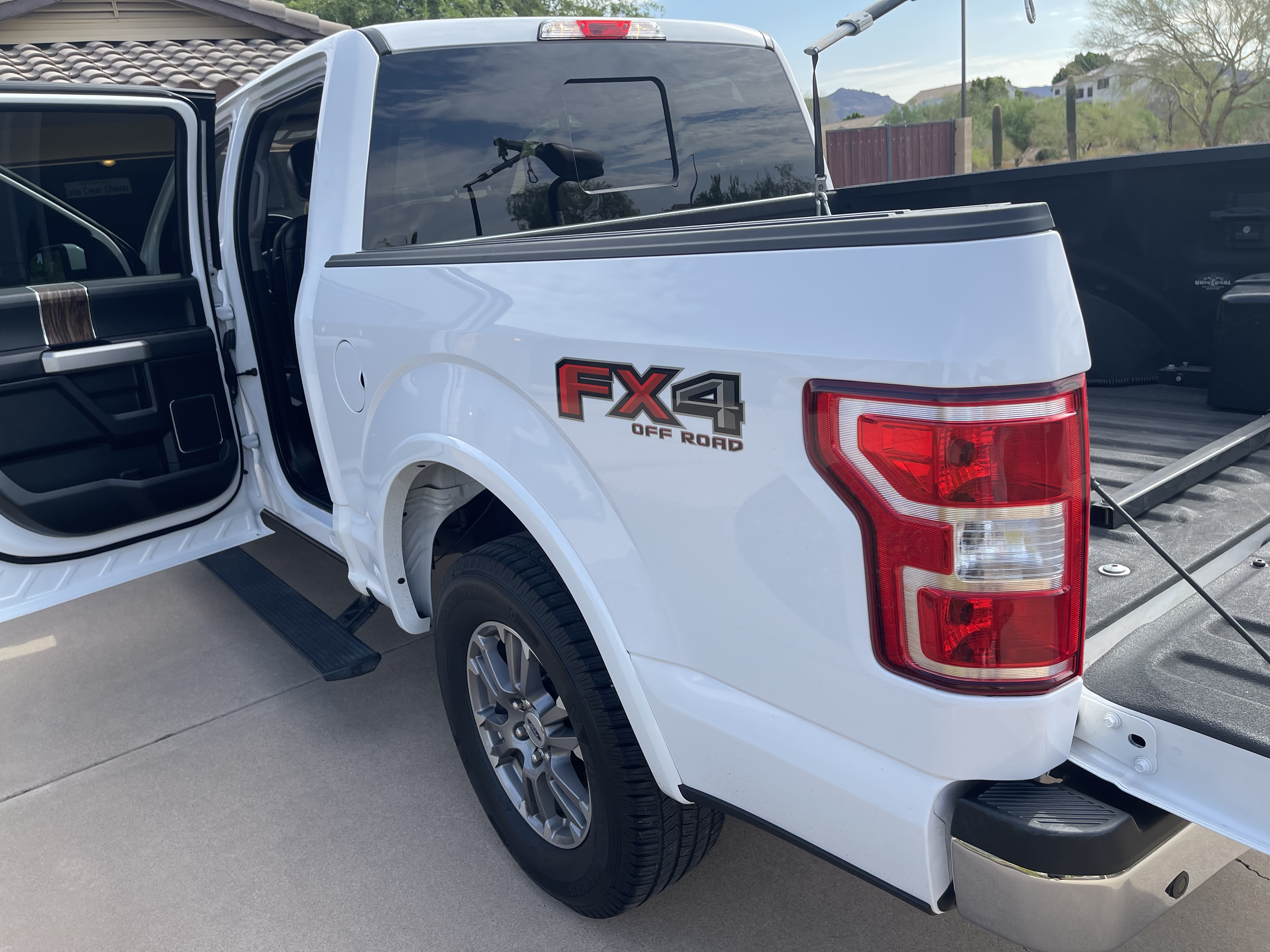 Used 2019 Ford F150 Lariat w/ Trailer Tow Package AWD/4WD image 14