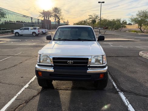 Used 2000 Toyota Tacoma 4x4 Xtracab V6 image 2