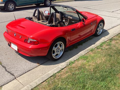 Used 2000 BMW Z3 2.5i RWD image 5