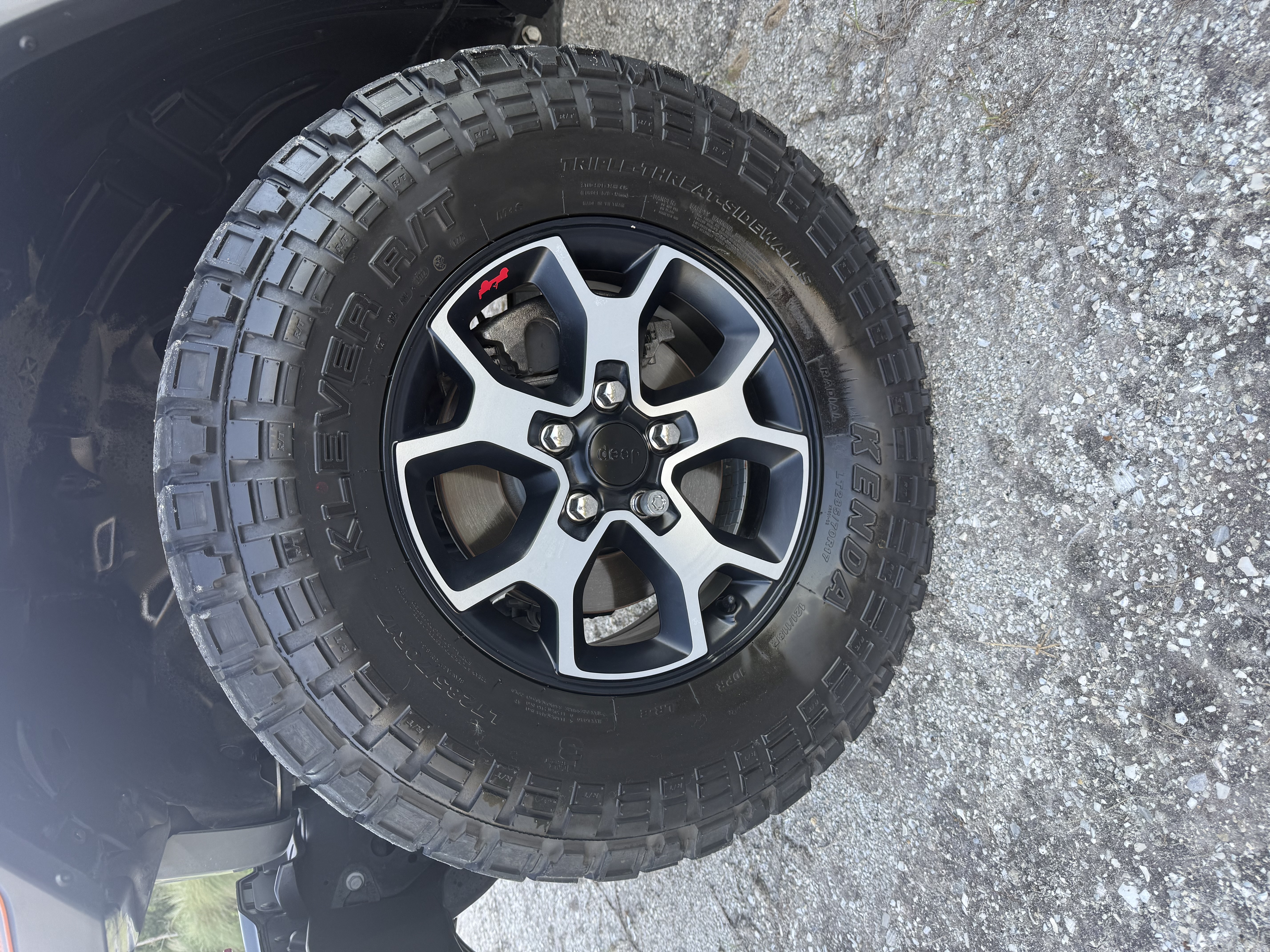 Used 2021 Jeep Wrangler Unlimited Rubicon AWD/4WD image 17