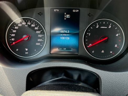 Used 2022 Mercedes-Benz Sprinter 2500 image 19
