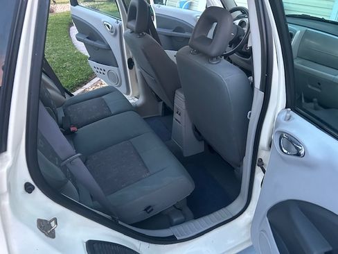 Used 2006 Chrysler PT Cruiser Sport Wagon 4D image 14